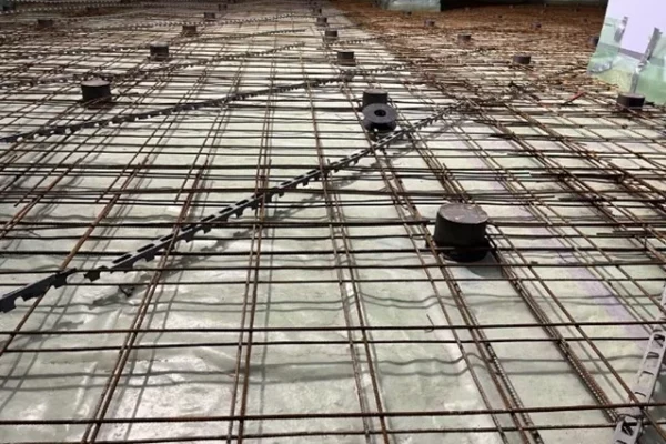 How a concrete floating floor can reduce vibration and noise